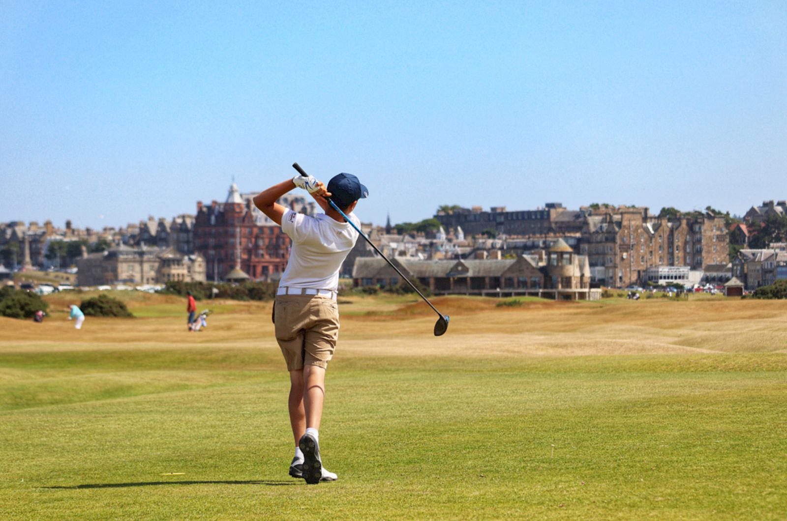 ISSFT student playing golf in St Andrews