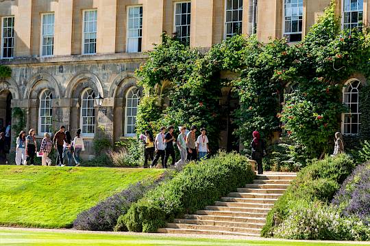 Discover why ISSFT stands out as the best Oxford summer school — combining expert academics, electives, and global friendships in a safe, inspiring setting.