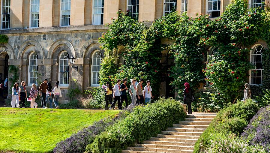 Discover why ISSFT stands out as the best Oxford summer school — combining expert academics, electives, and global friendships in a safe, inspiring setting.