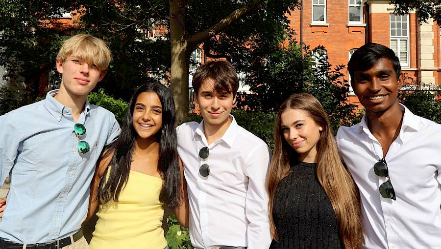 International teenagers from different countries speaking English together at ISSFT summer school.